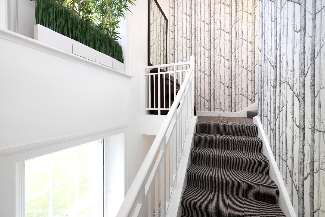 Appartamento Joivy Delightful Flat With Parking Edimburgo Esterno foto